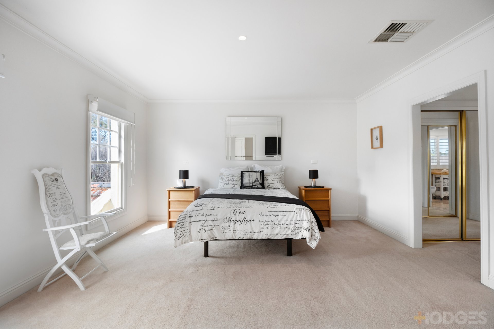 16 Lynette Avenue Beaumaris