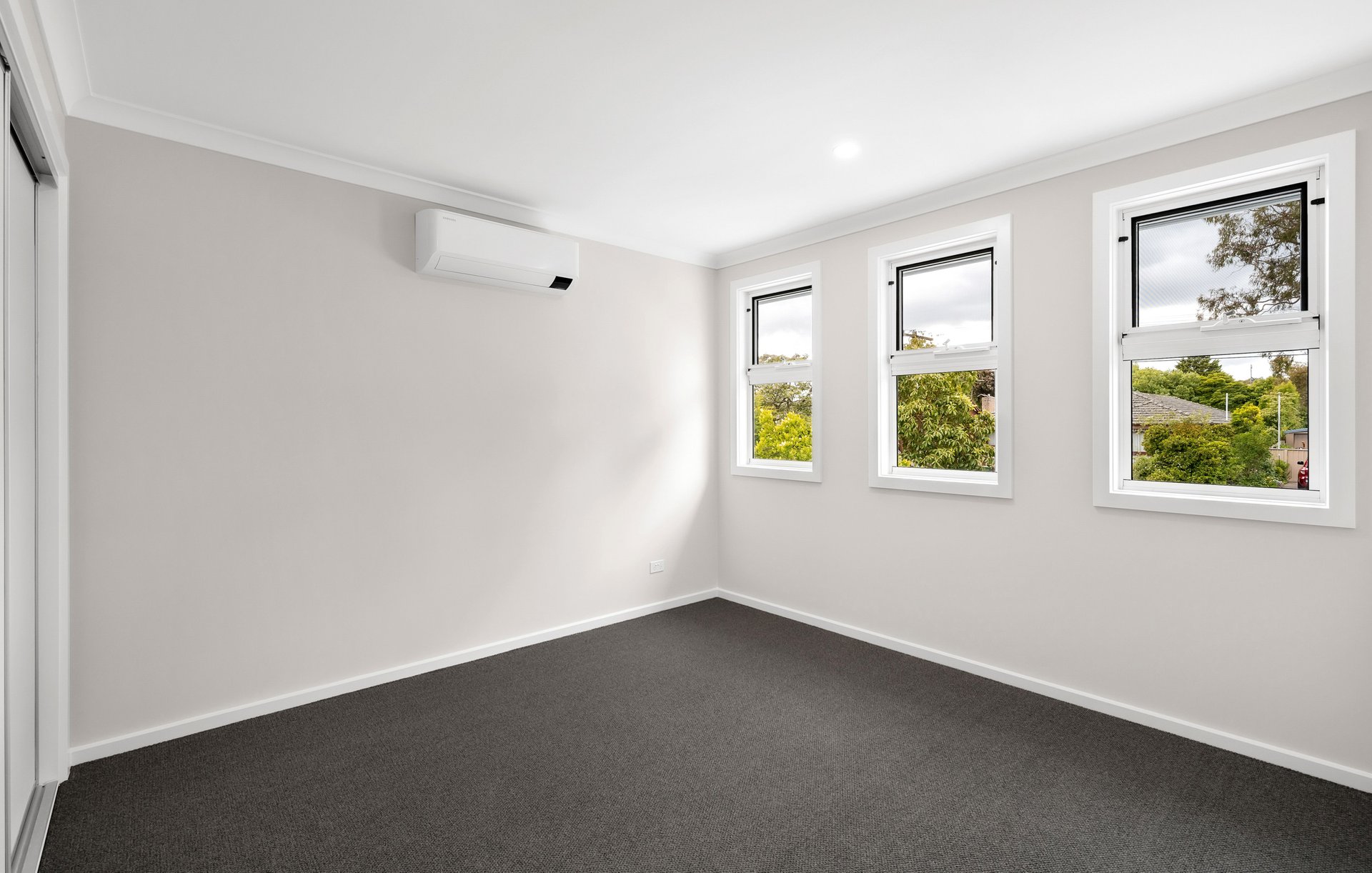 1/6 MacKenzie Court, Croydon South image 6