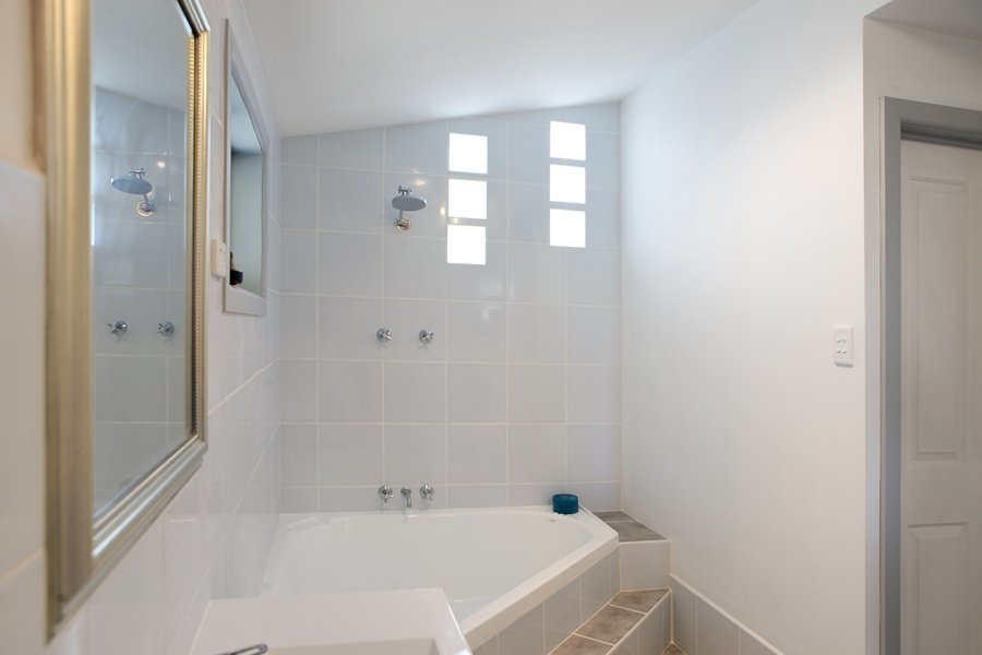 Property Gallery Thumbnail 2