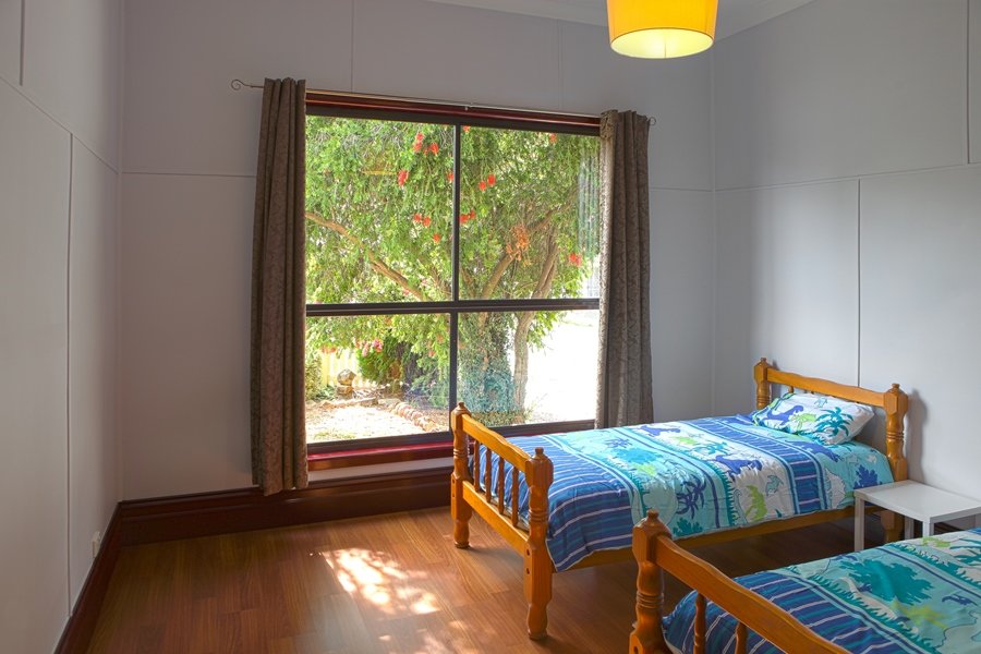 Property Gallery Thumbnail 8