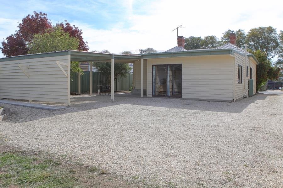 Property Gallery Thumbnail 12