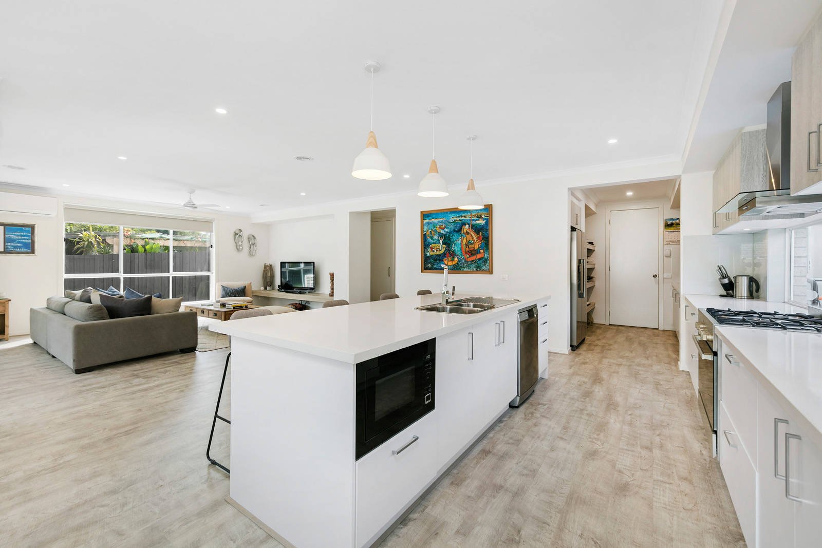 Property Gallery Thumbnail 11