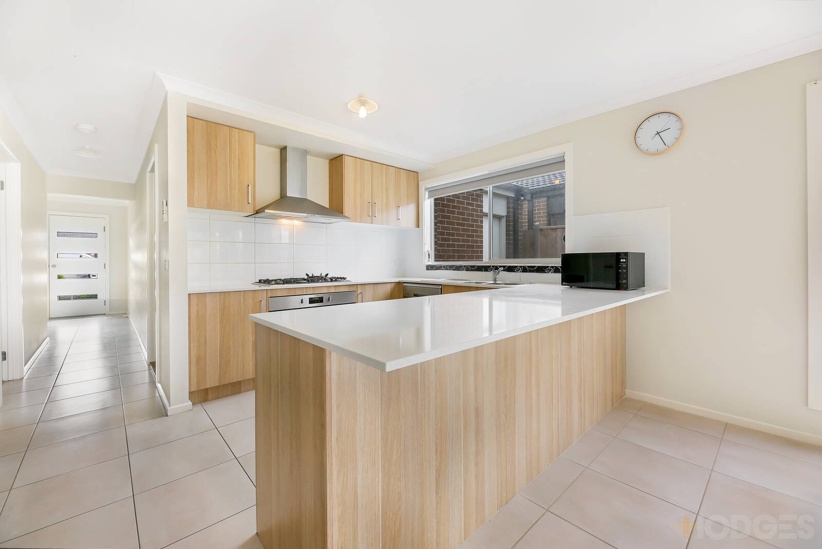 16 Marshy Avenue Cranbourne East