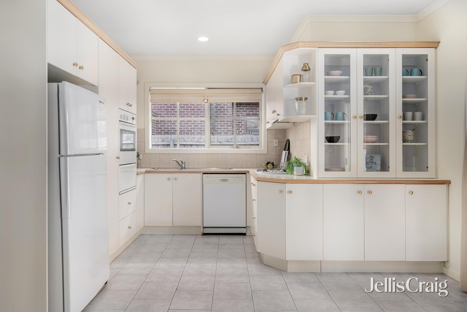 1/6 Mary Street, Box Hill North image 5