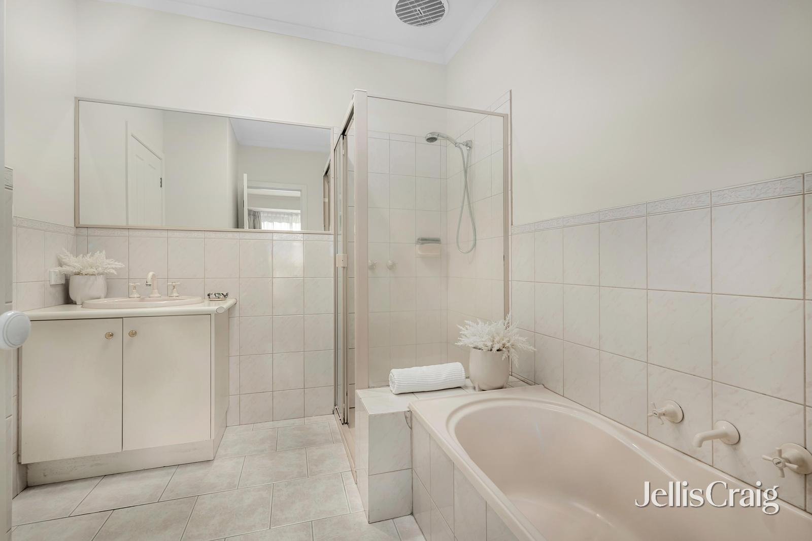 1/6 Mary Street, Box Hill North image 8