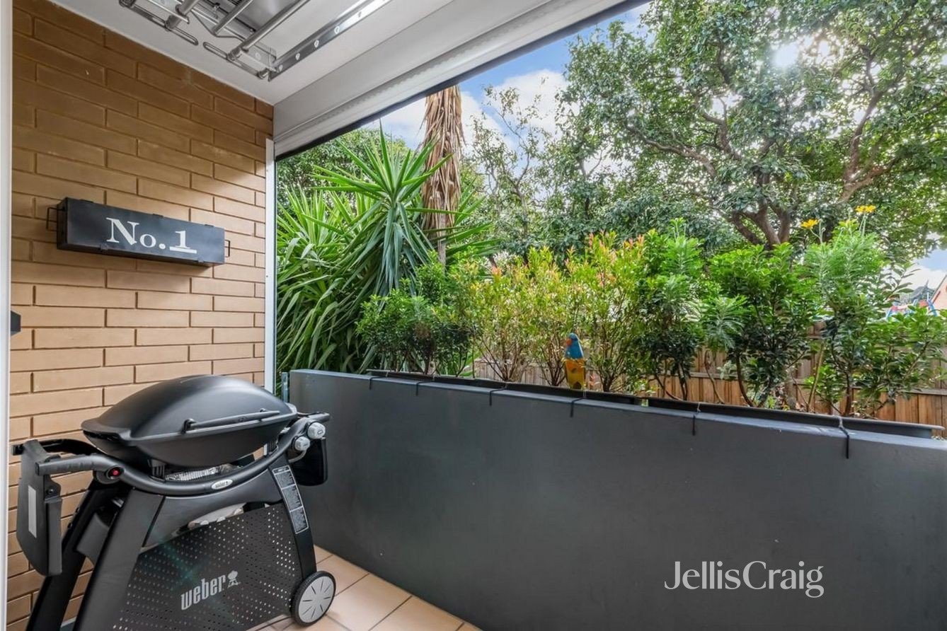 1/6 McKay Street, Coburg image 9