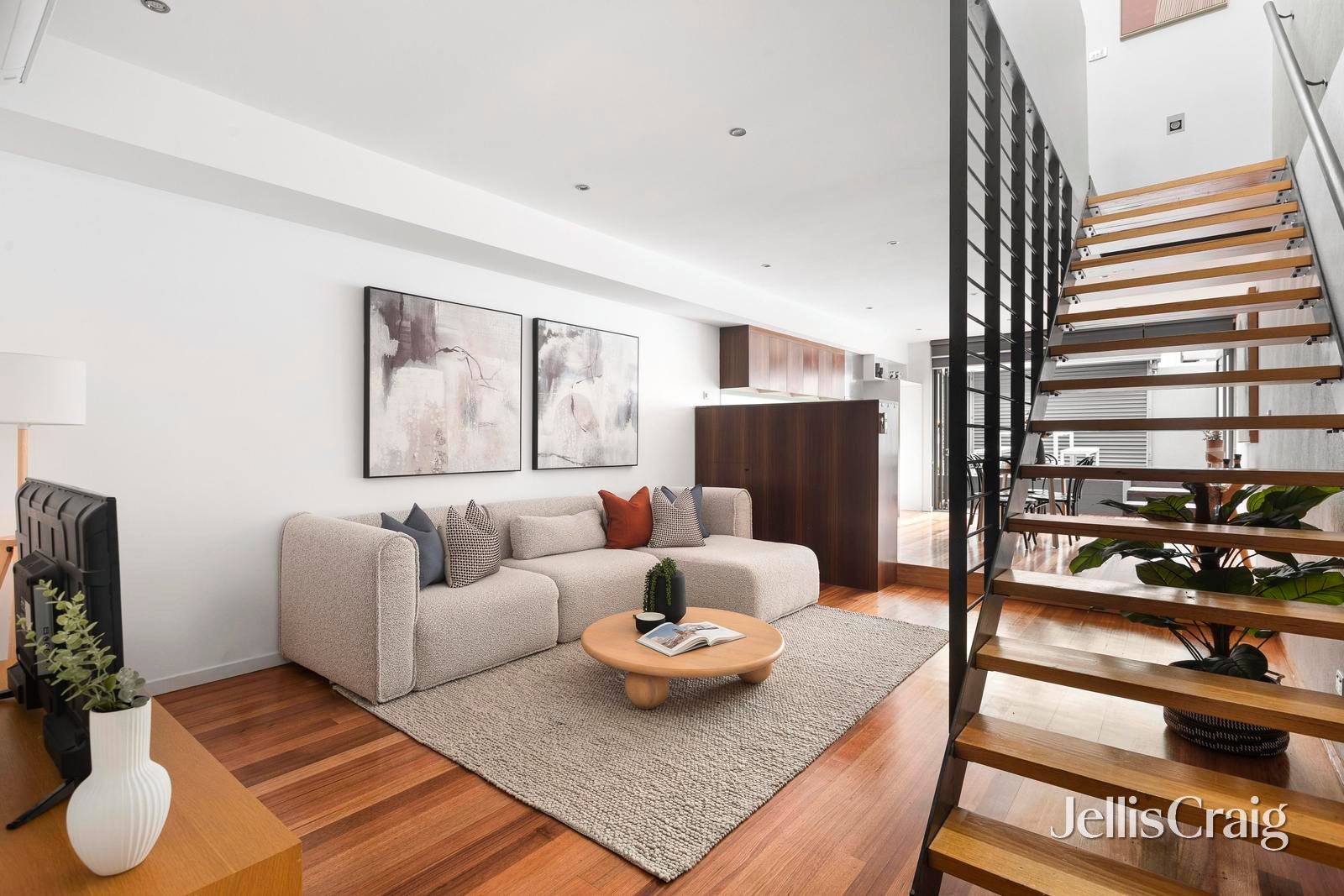 16 Melrose Street, North&nbsp;Melbourne image 2