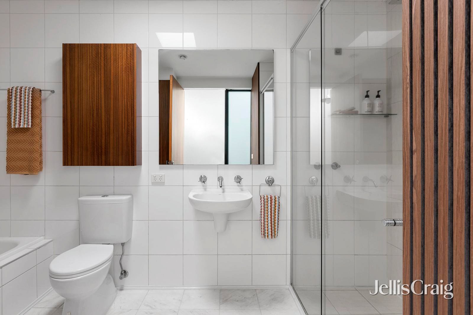 16 Melrose Street, North&nbsp;Melbourne image 8
