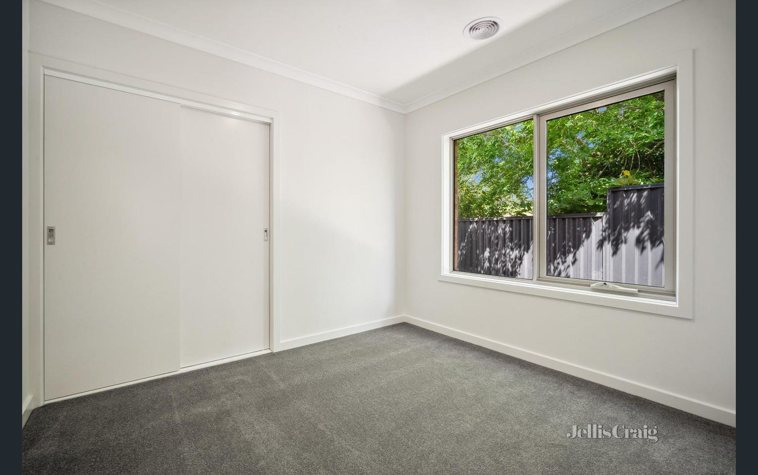 16 Miners Crescent, Ballarat East image 7