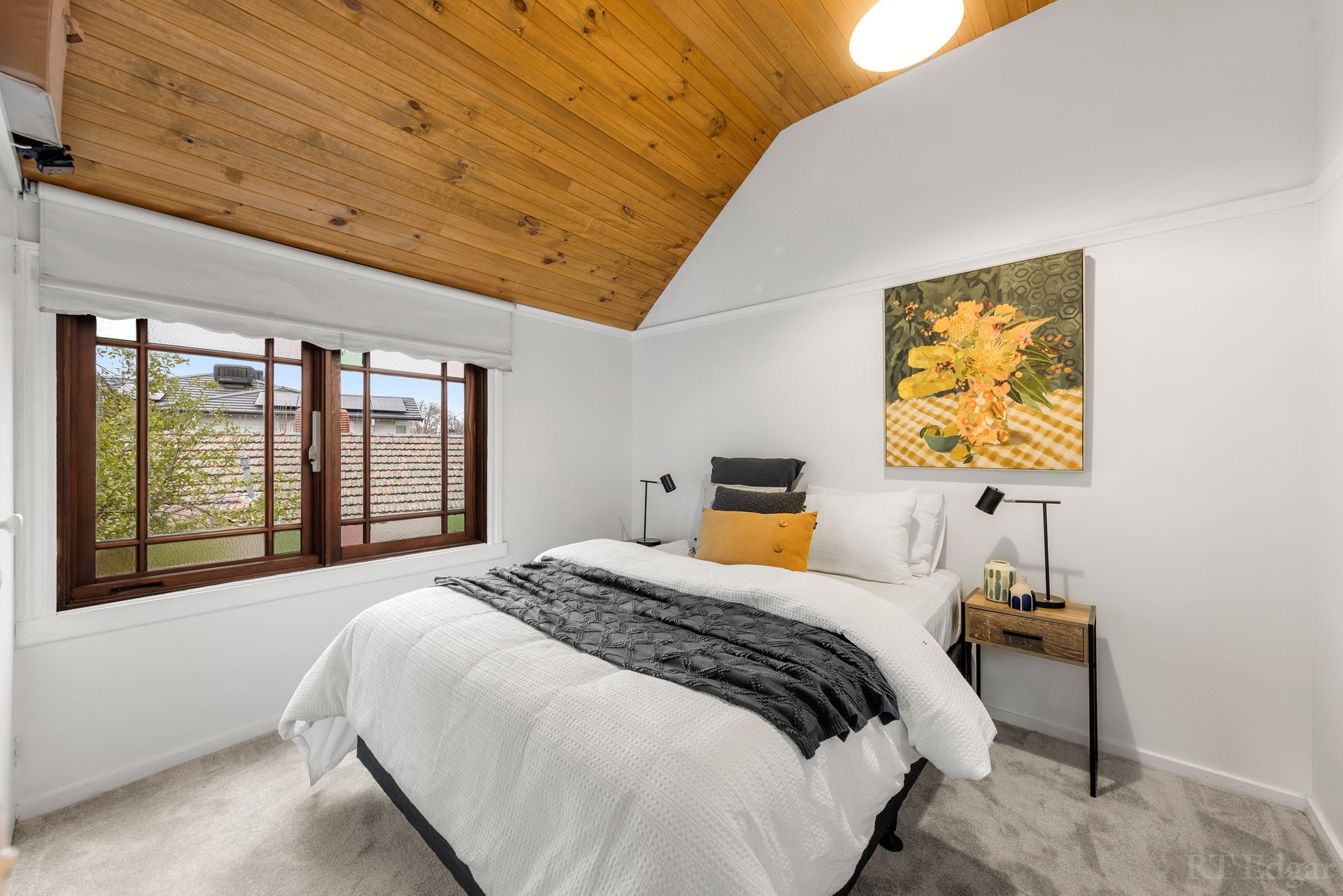 Property Gallery Thumbnail 10