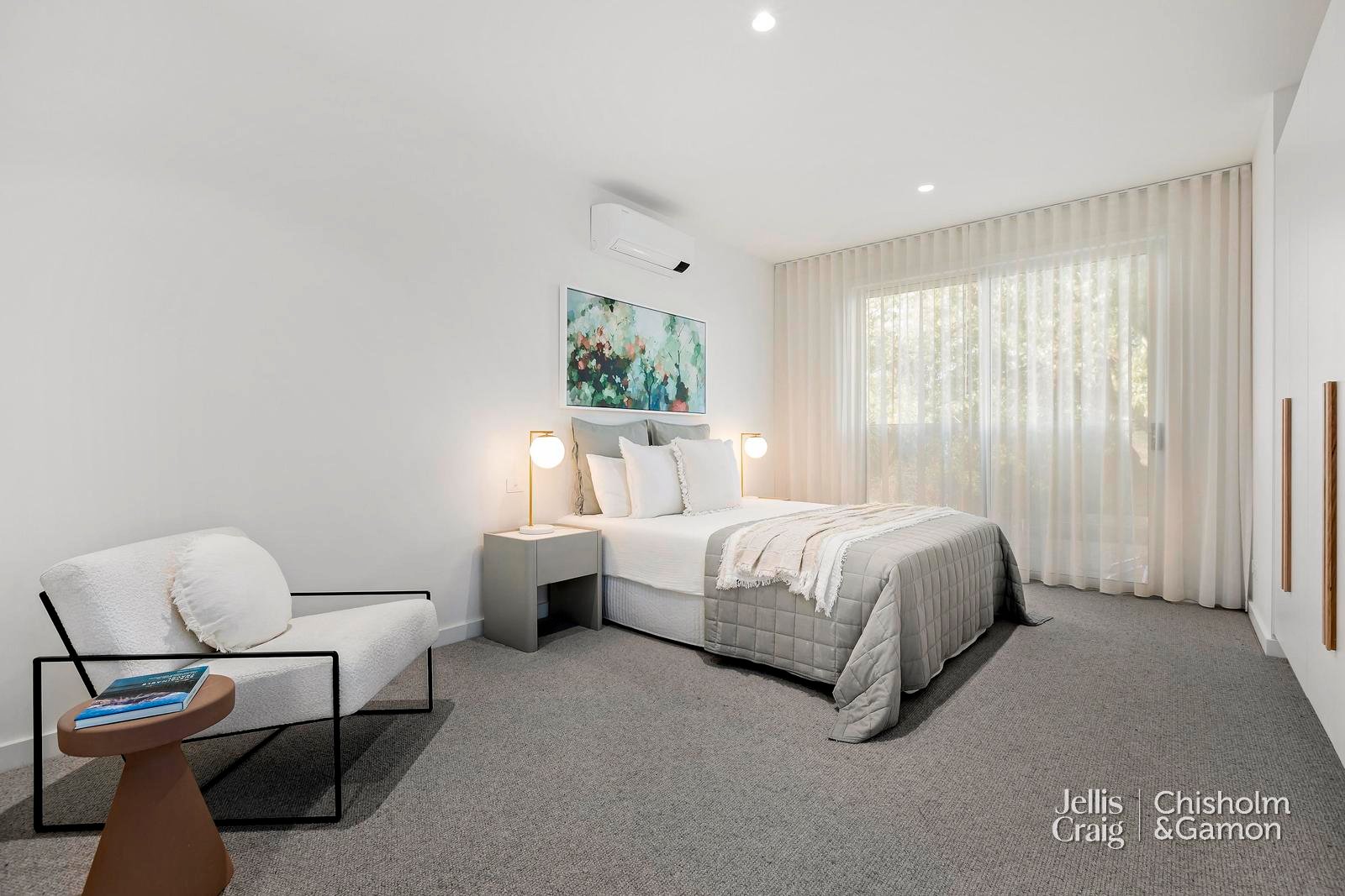 16 Moore Street, Elwood image 6