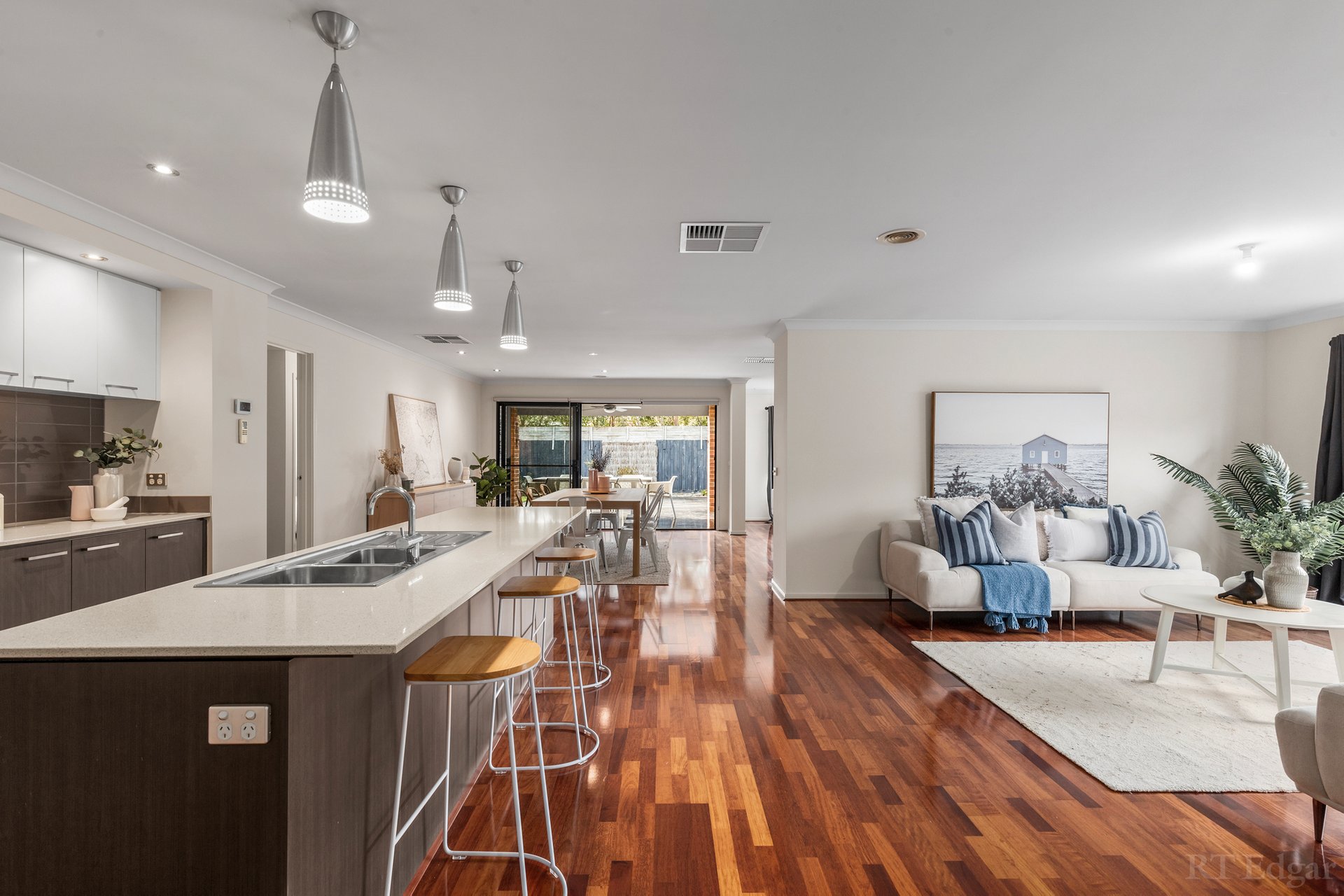 Property Gallery Thumbnail 5
