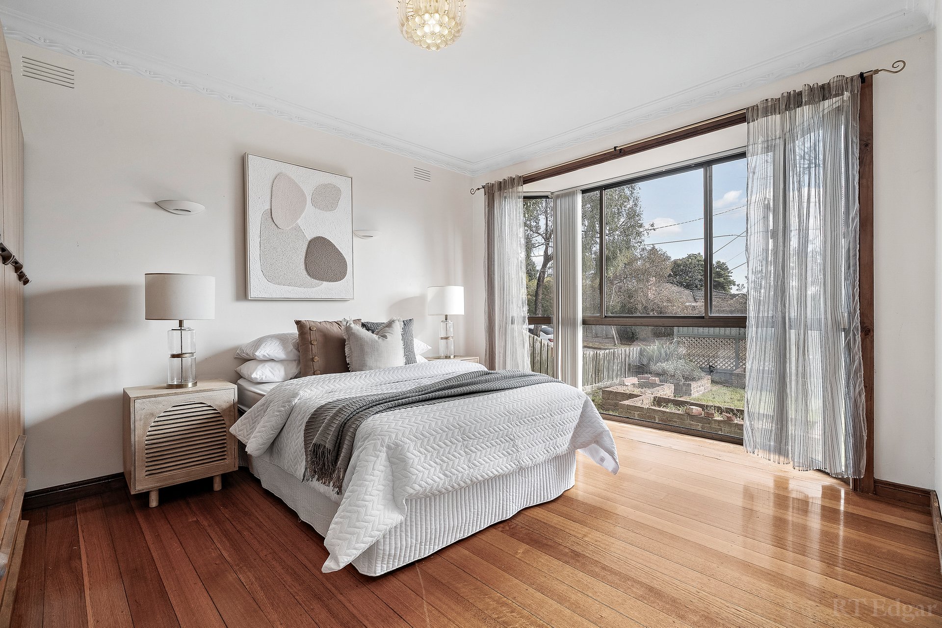 Property Gallery Thumbnail 4