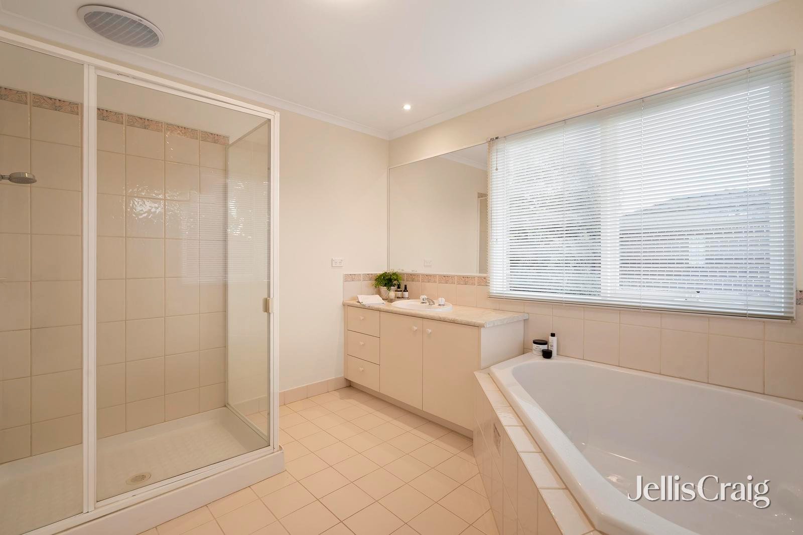 16 Mulsanne Way, Donvale image 11