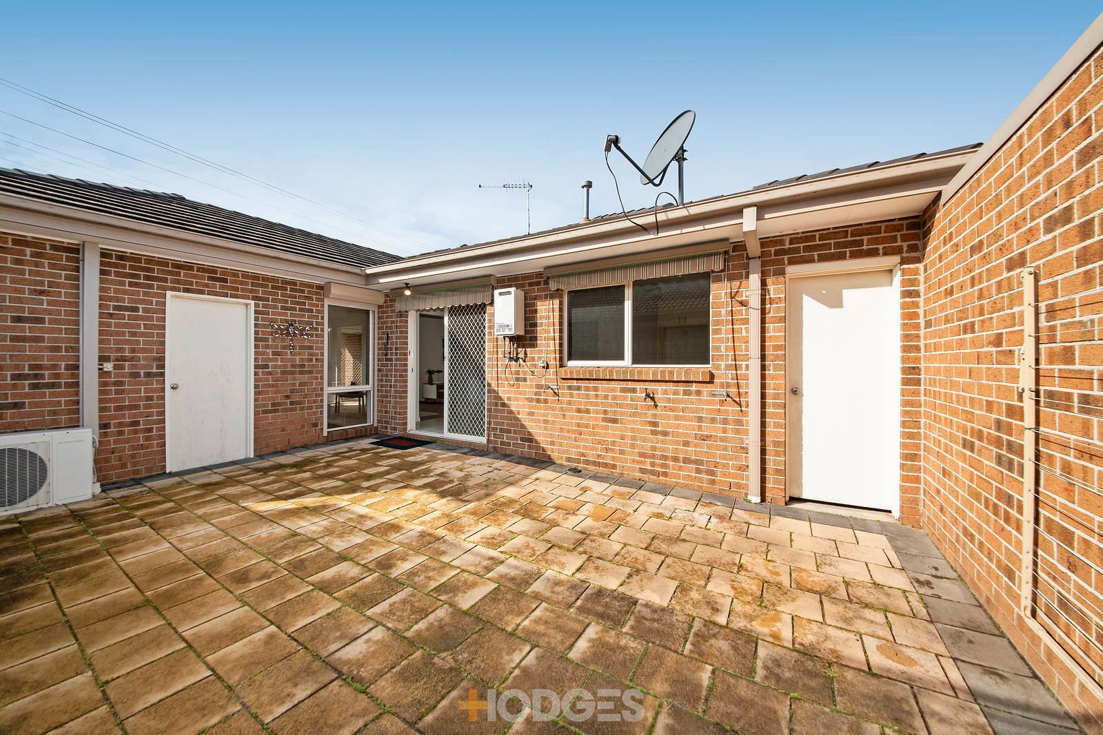 1 / 6 Munro Avenue Edithvale