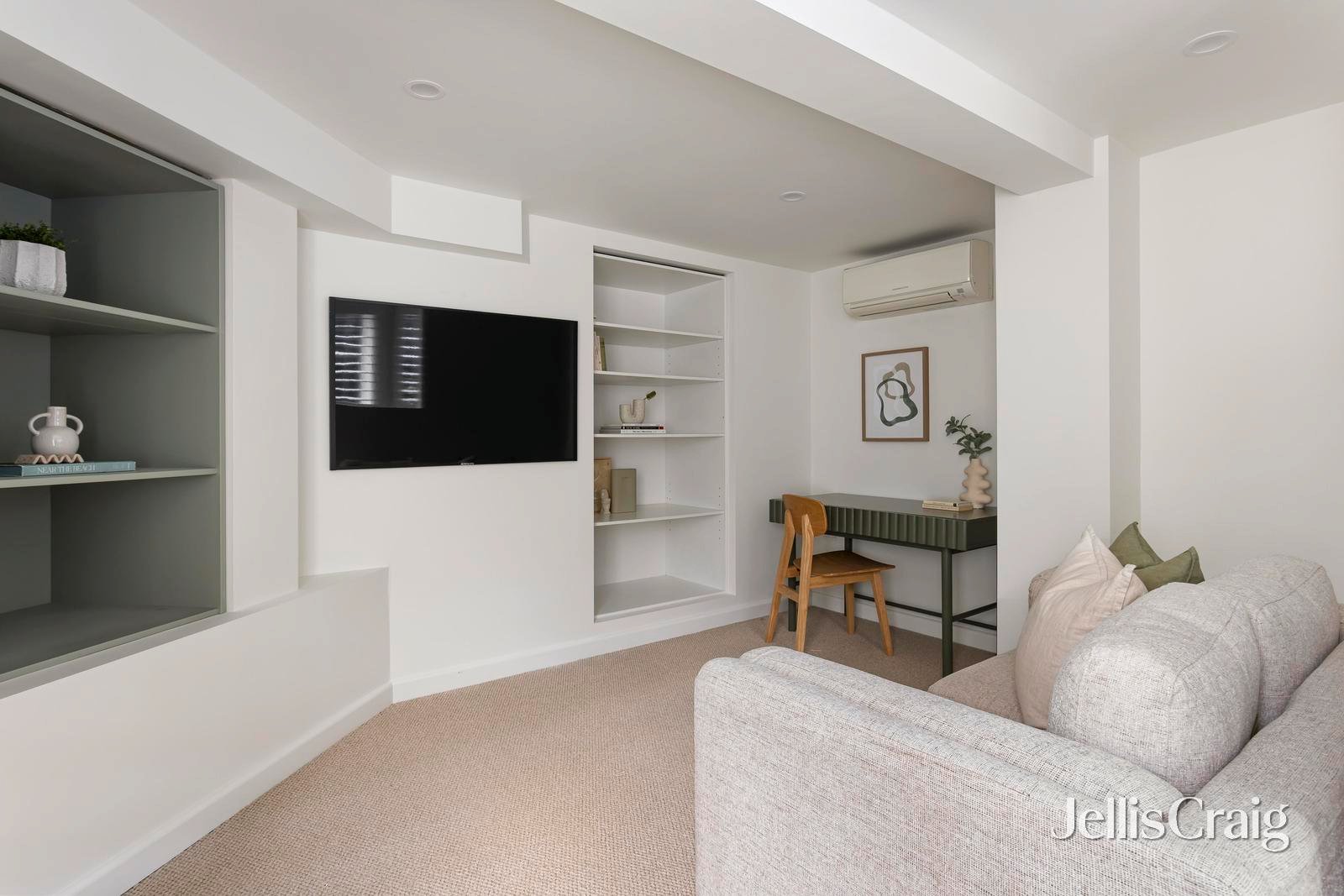 16 Myrtle Road, Canterbury image 22