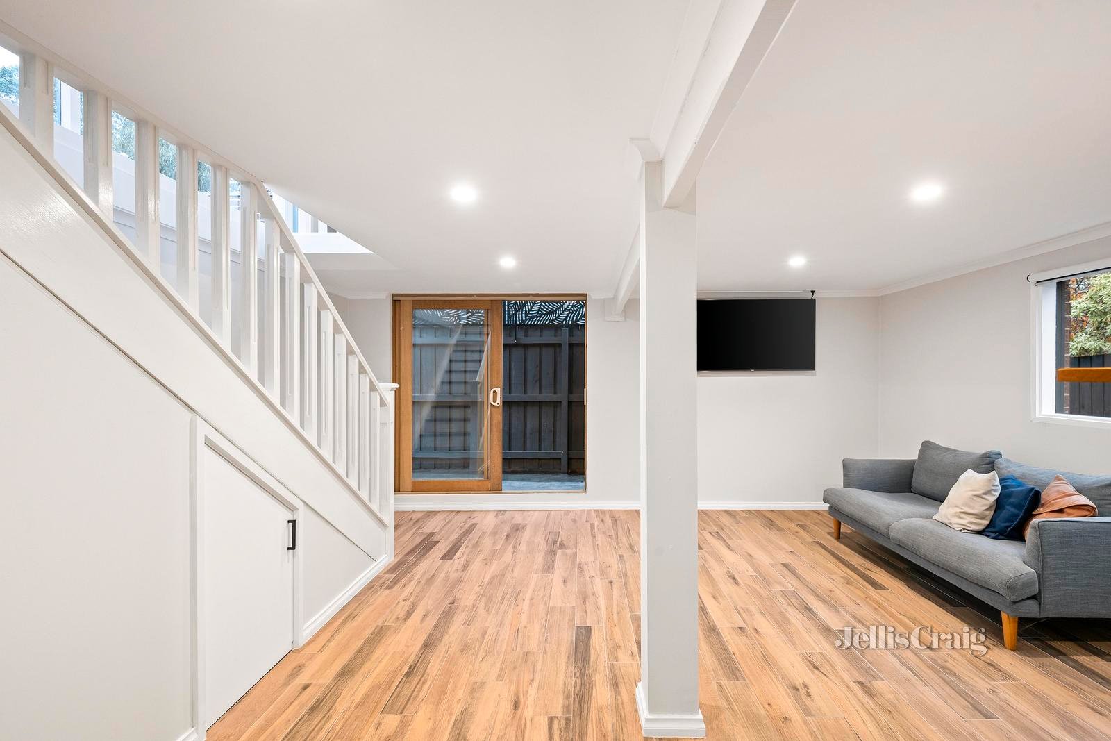 16 Nambour Drive, Mooroolbark image 6