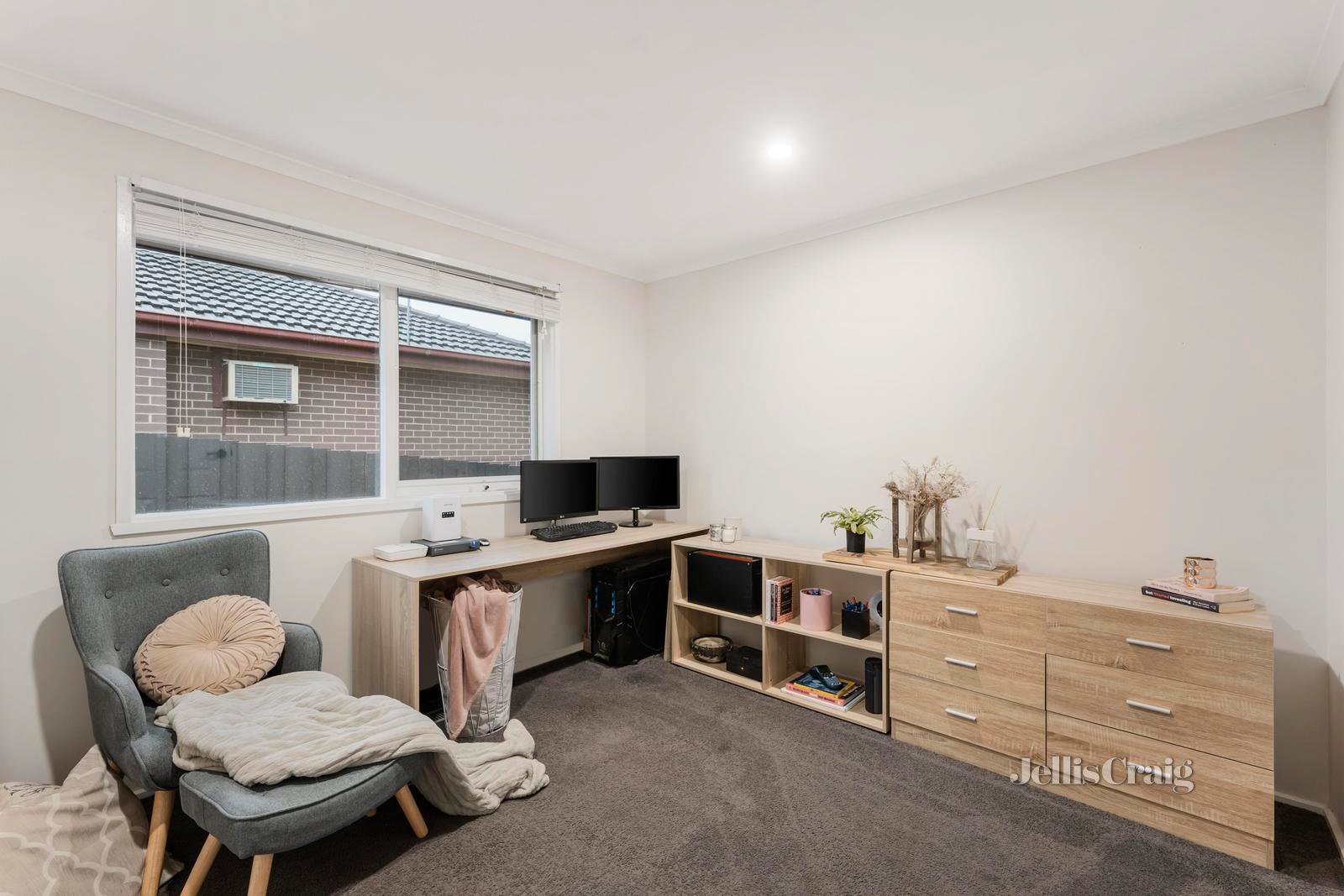 16 Nambour Drive, Mooroolbark image 14