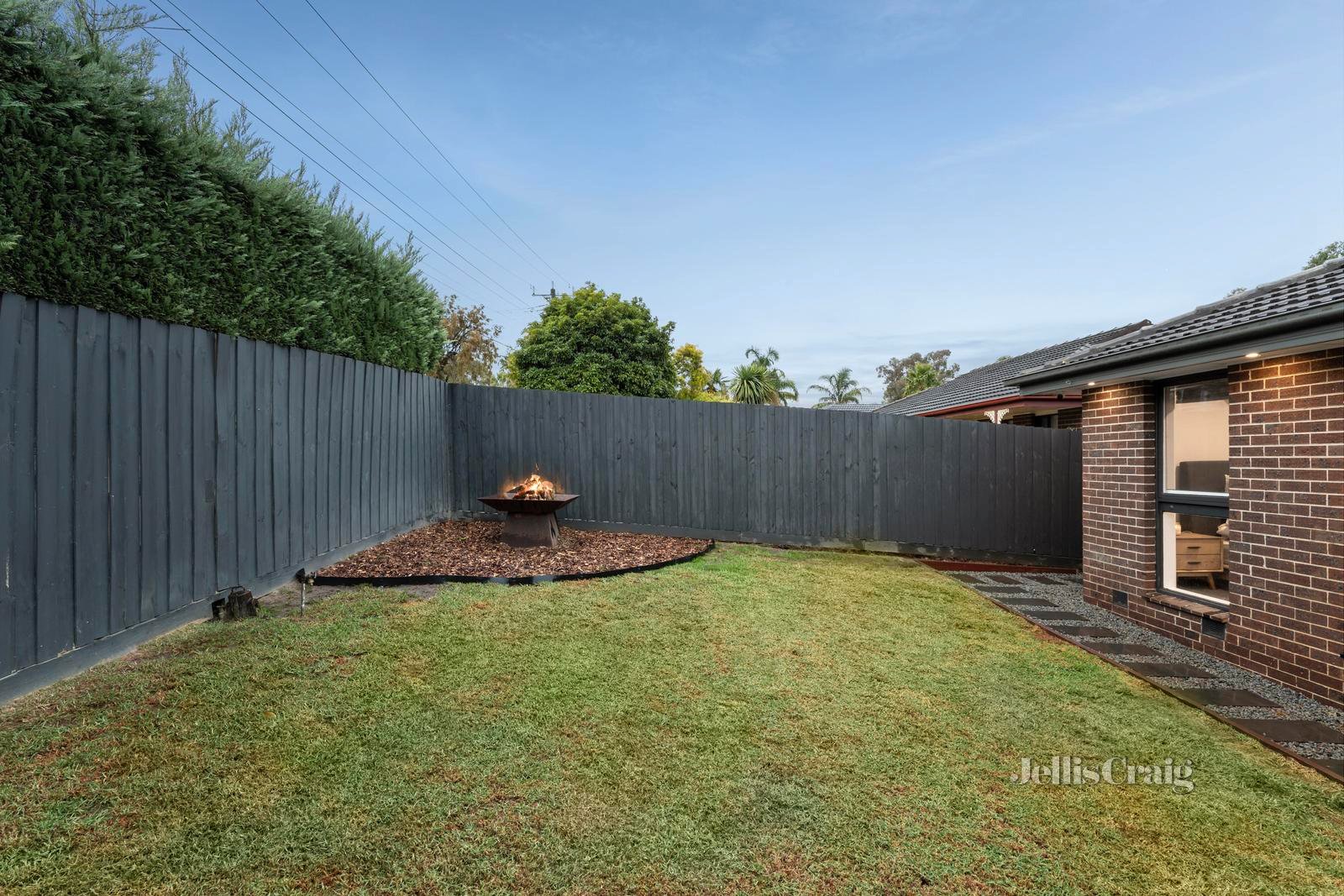 16 Nambour Drive, Mooroolbark image 18