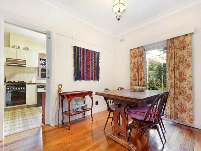 16 Naroo Street, Balwyn image 5