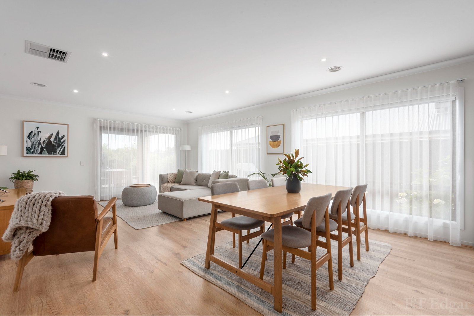 Property Gallery - Main Image