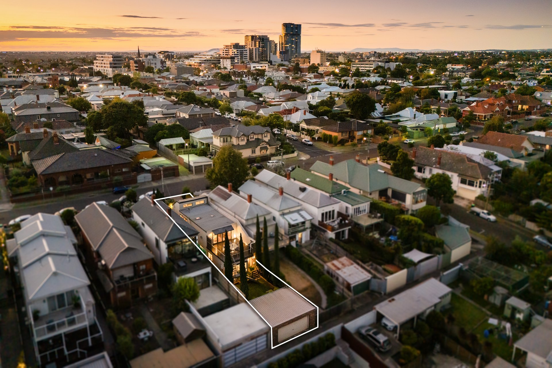 16 Ngarveno Street, Moonee&nbsp;Ponds image 10