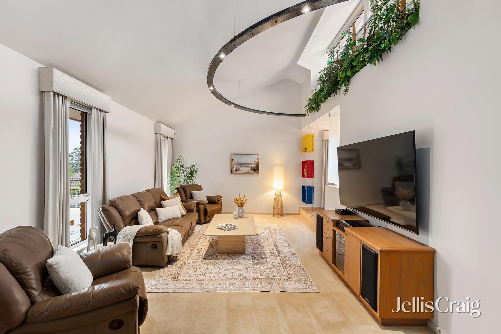 16 Nillumbik Square, Diamond&nbsp;Creek image 2