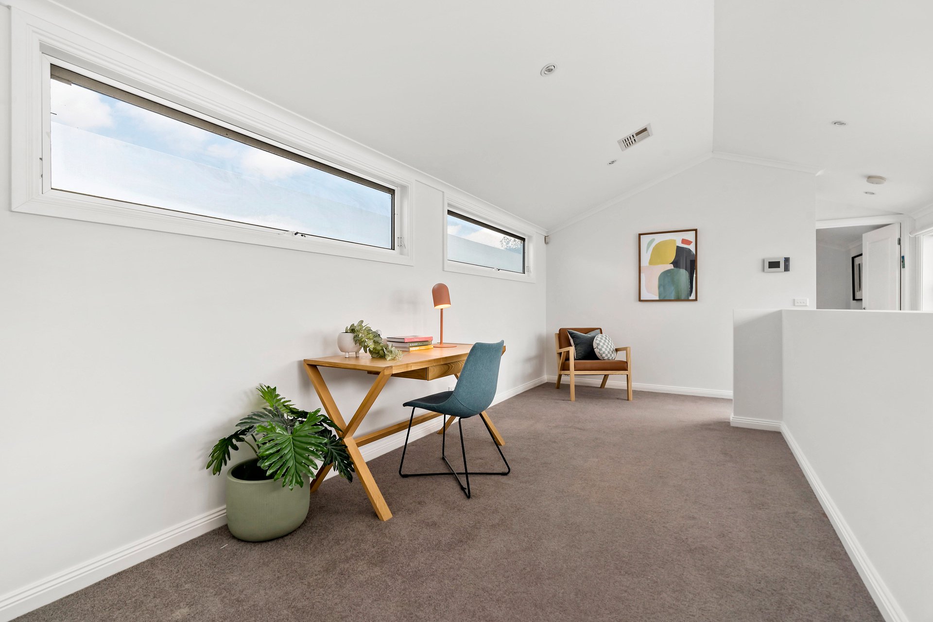 Property Gallery Thumbnail 12