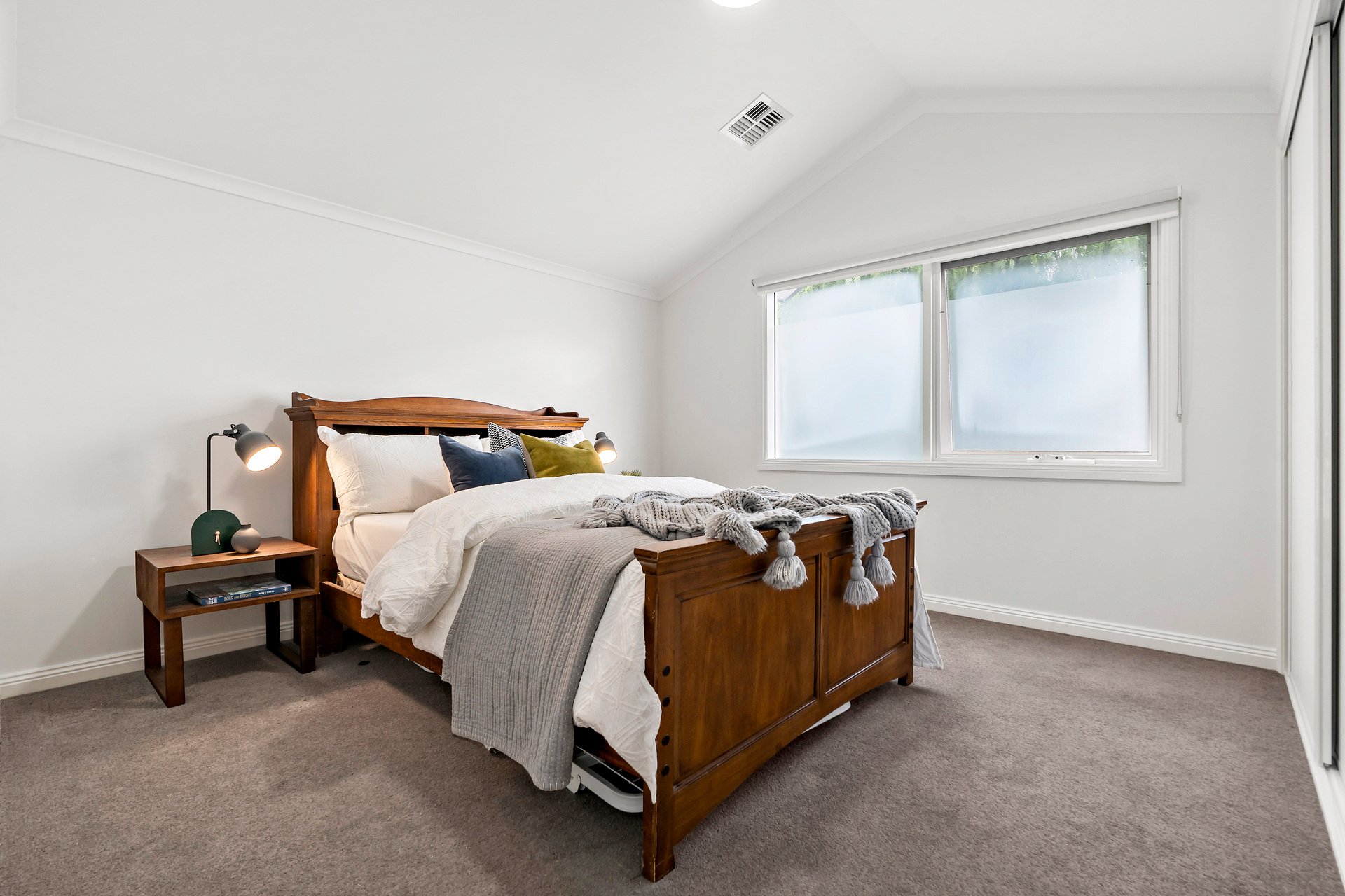 Property Gallery Thumbnail 15