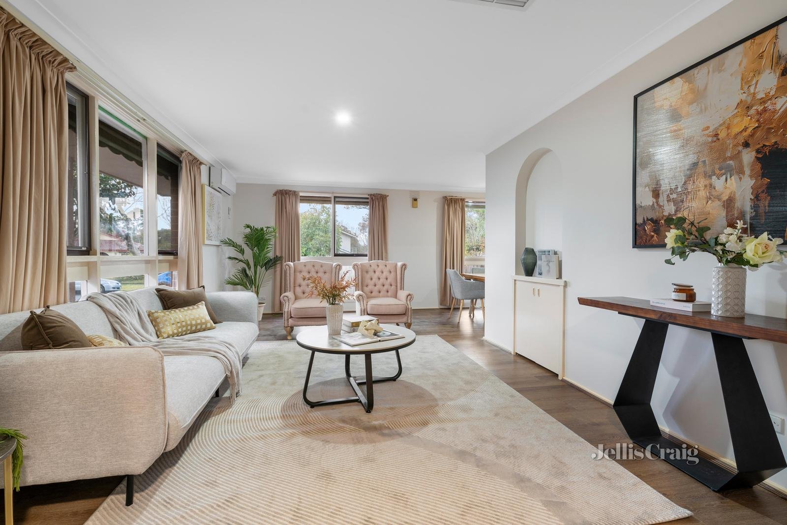 16 Northam Street, Glen Waverley image 2