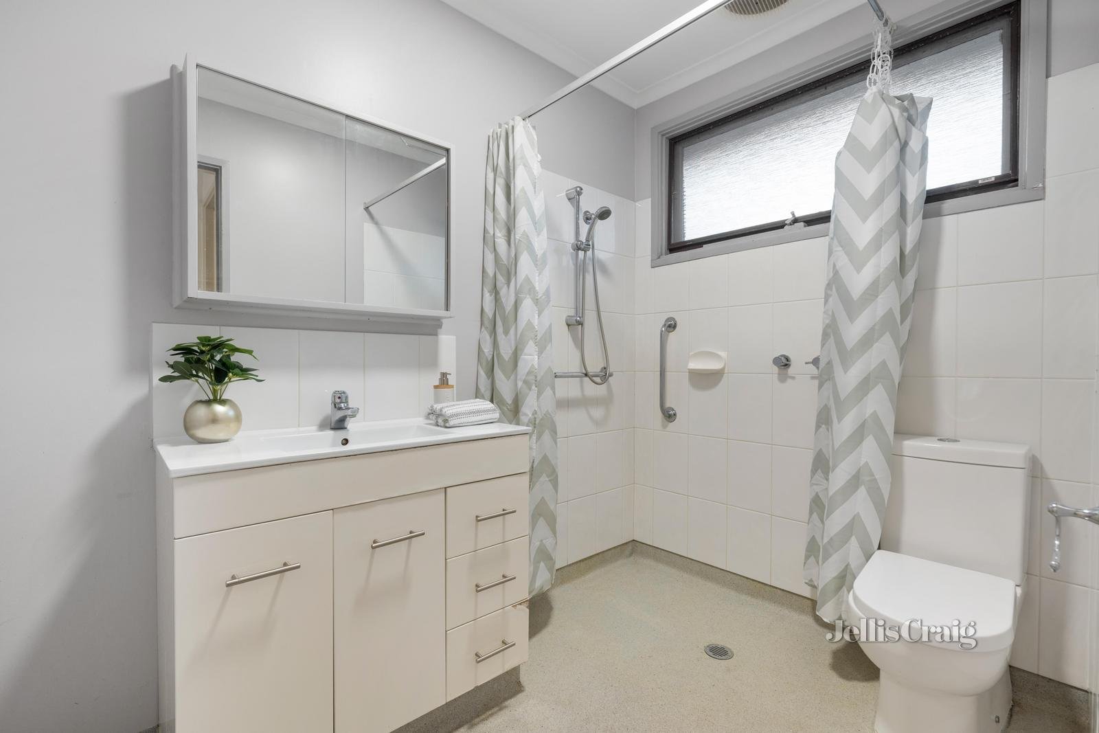 16 Northam Street, Glen Waverley image 9