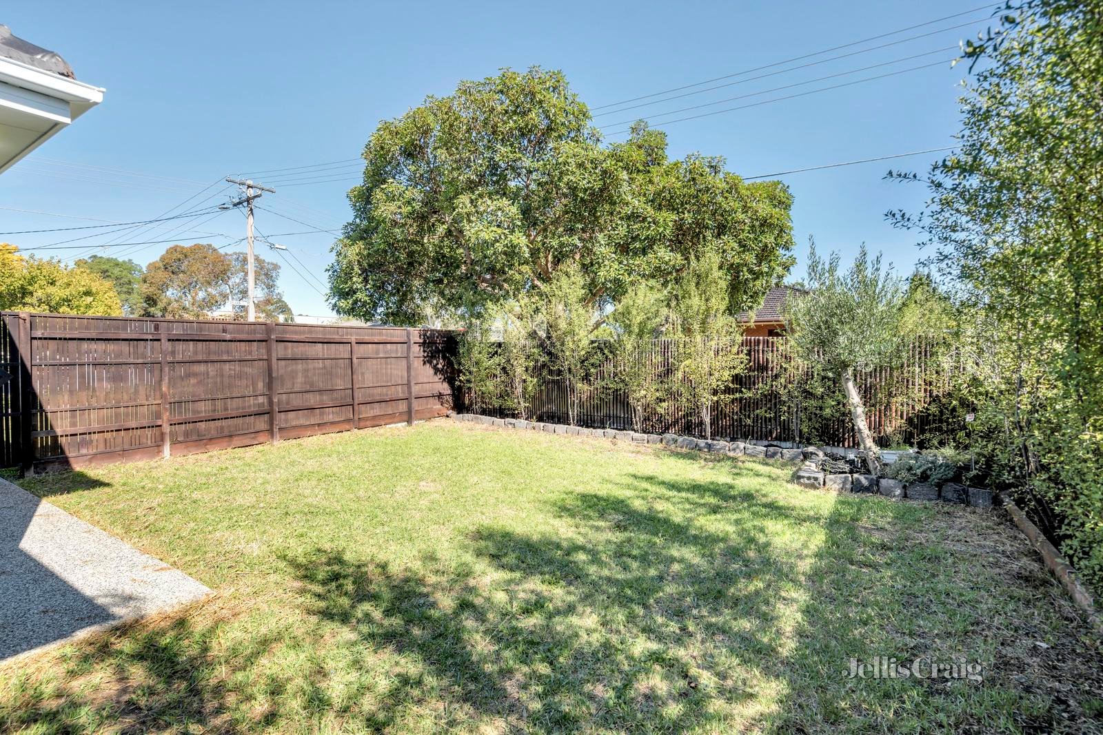 1/6 Olive Grove, Pascoe Vale image 14