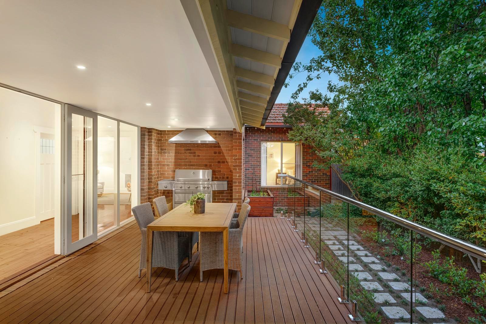 16 Olive Street, Malvern East image 7