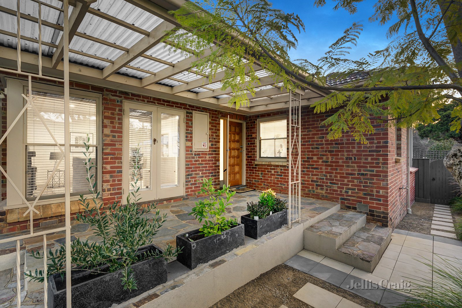 16 Pakenham Street, Blackburn image 9