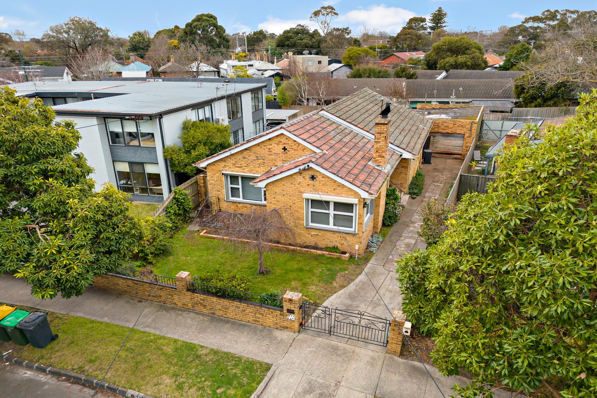 Property Gallery Thumbnail 4