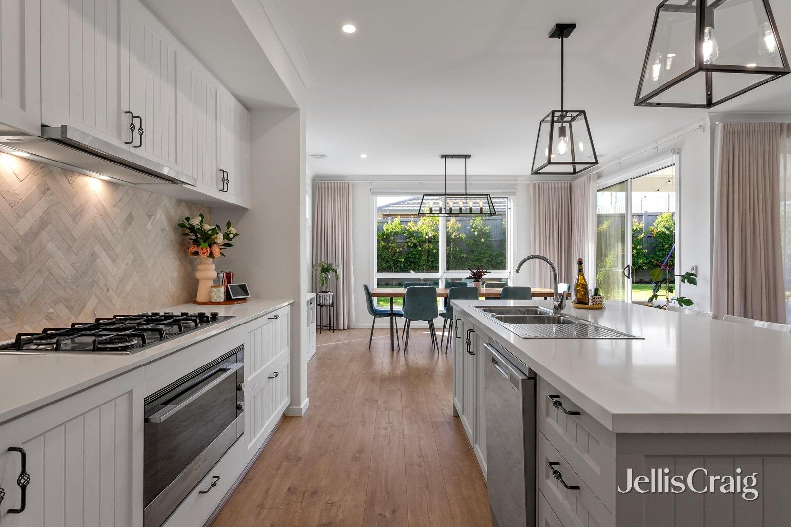 16 Parker Drive, Lilydale image 3