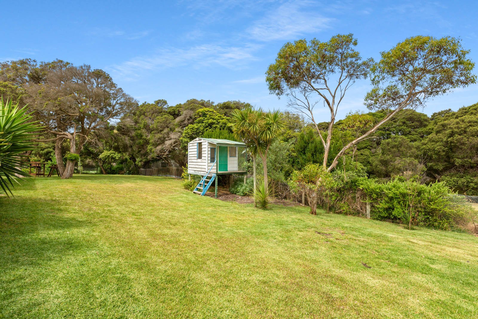 Property Gallery Thumbnail 8