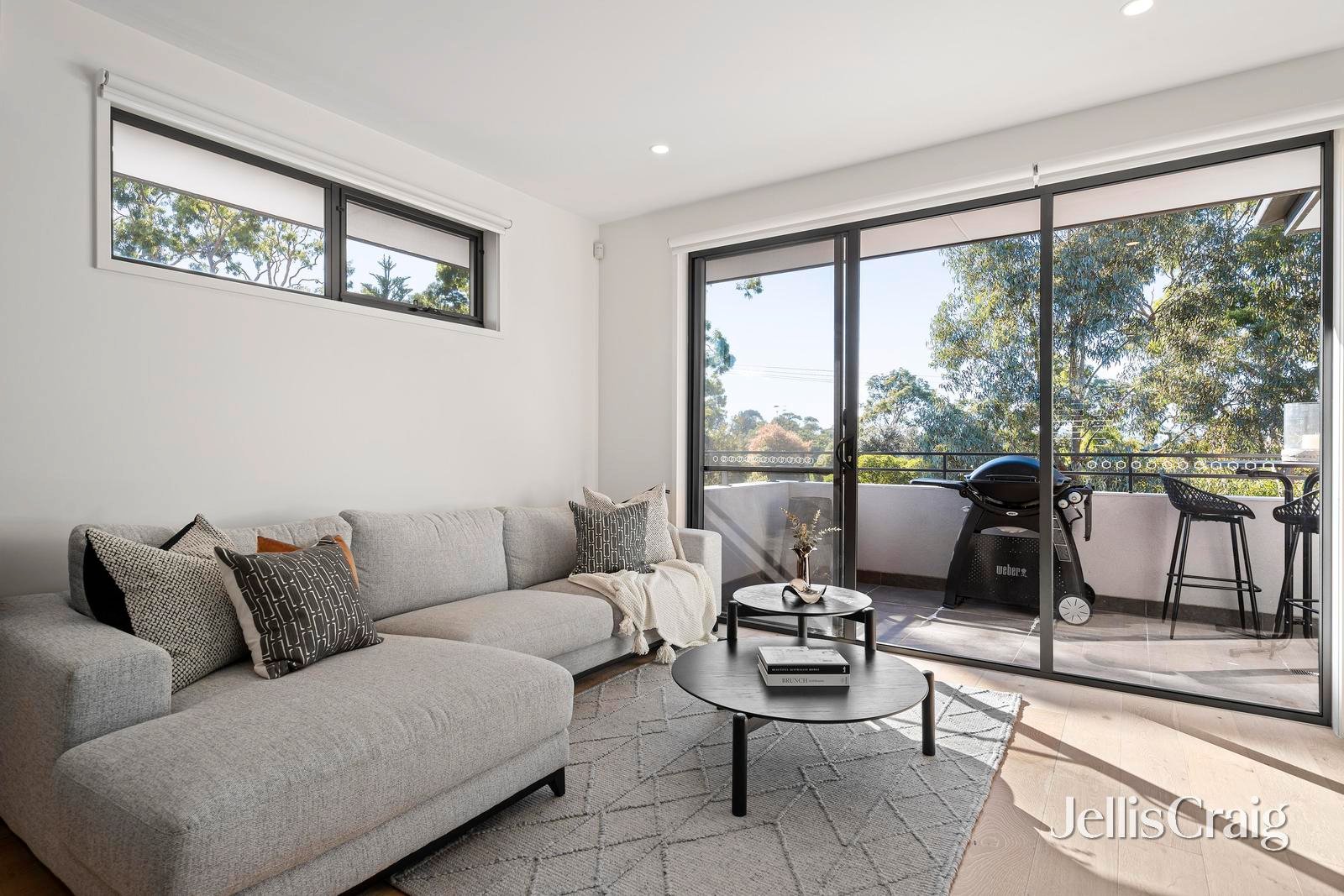 1/6 Percy Street, Mitcham image 2