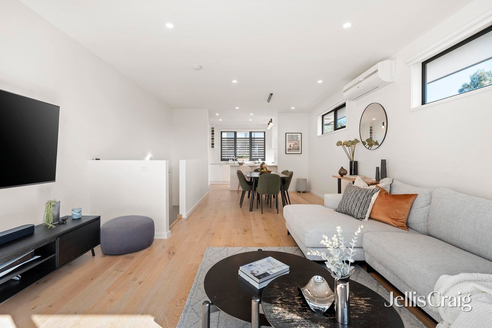 1/6 Percy Street, Mitcham image 3