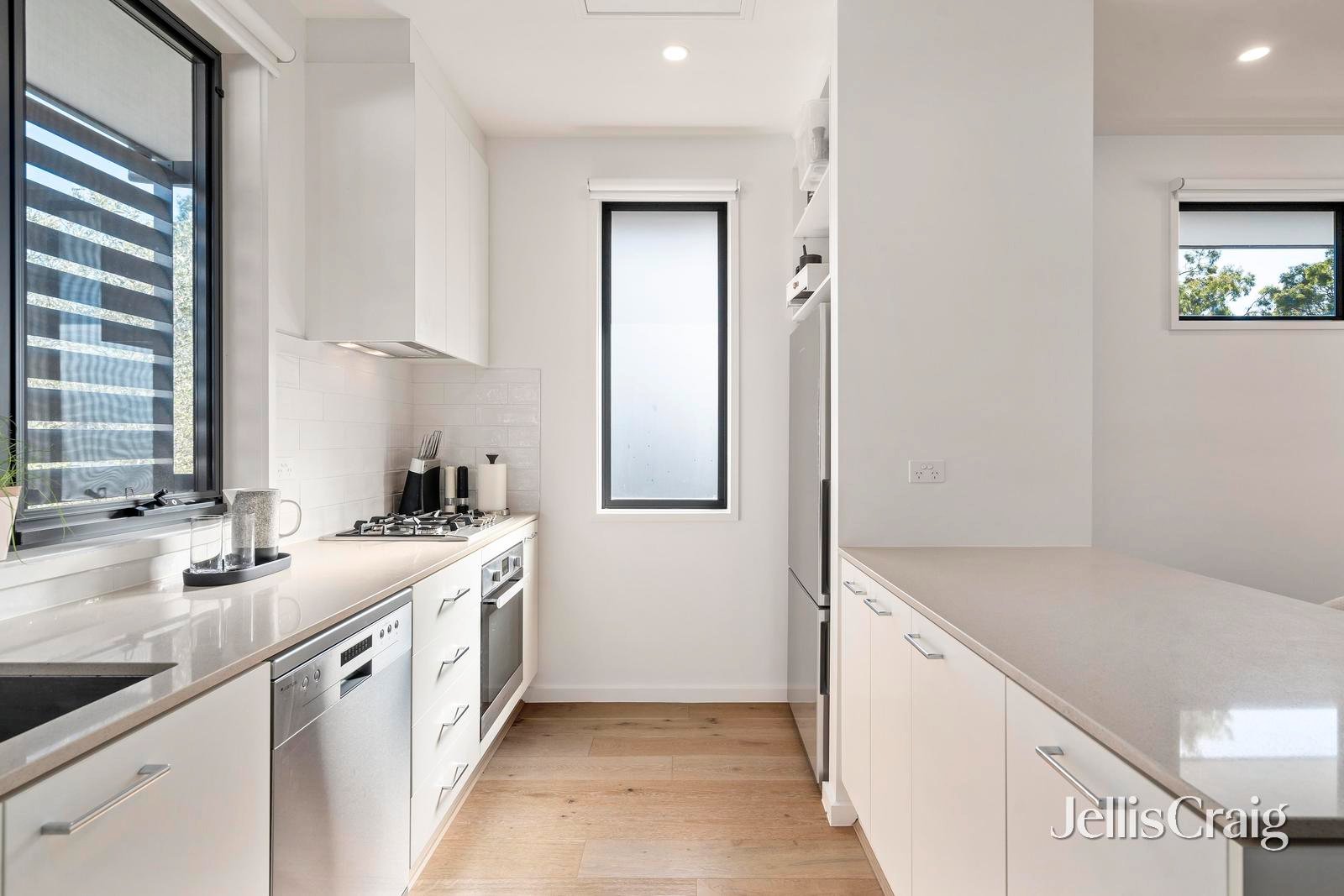 1/6 Percy Street, Mitcham image 5