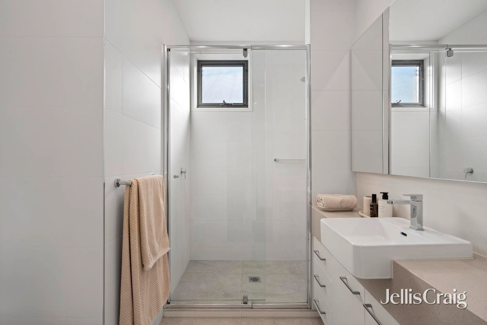 1/6 Percy Street, Mitcham image 9