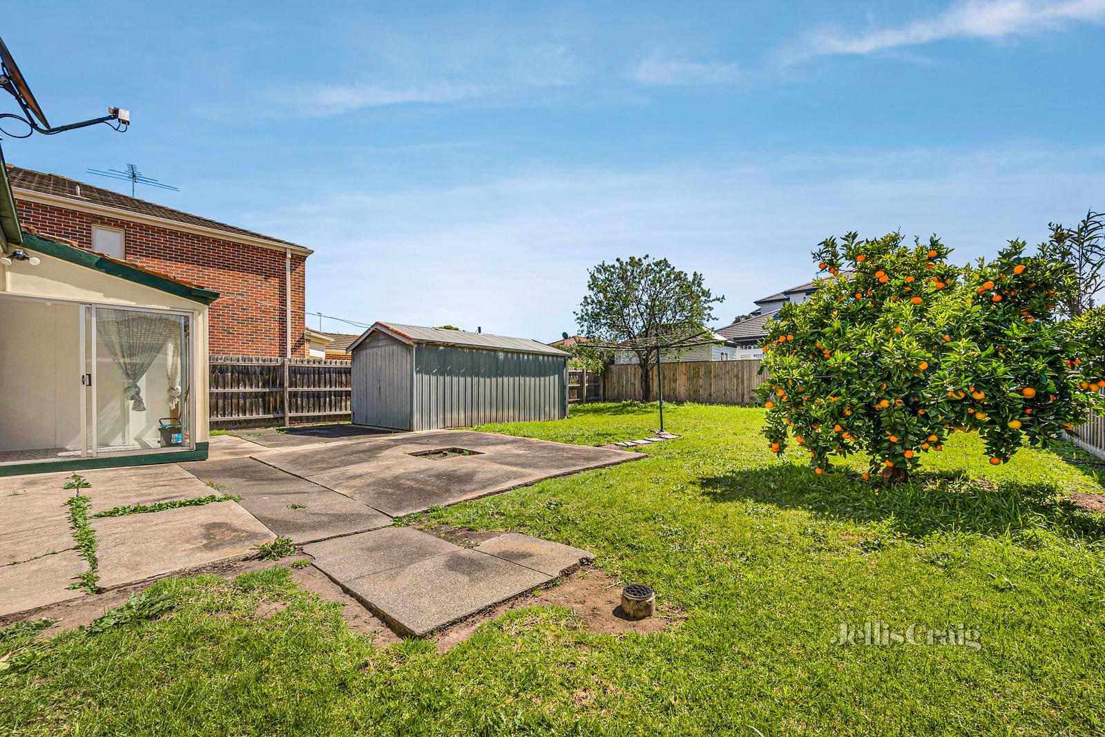 16 Peronne Street, Pascoe Vale South image 9