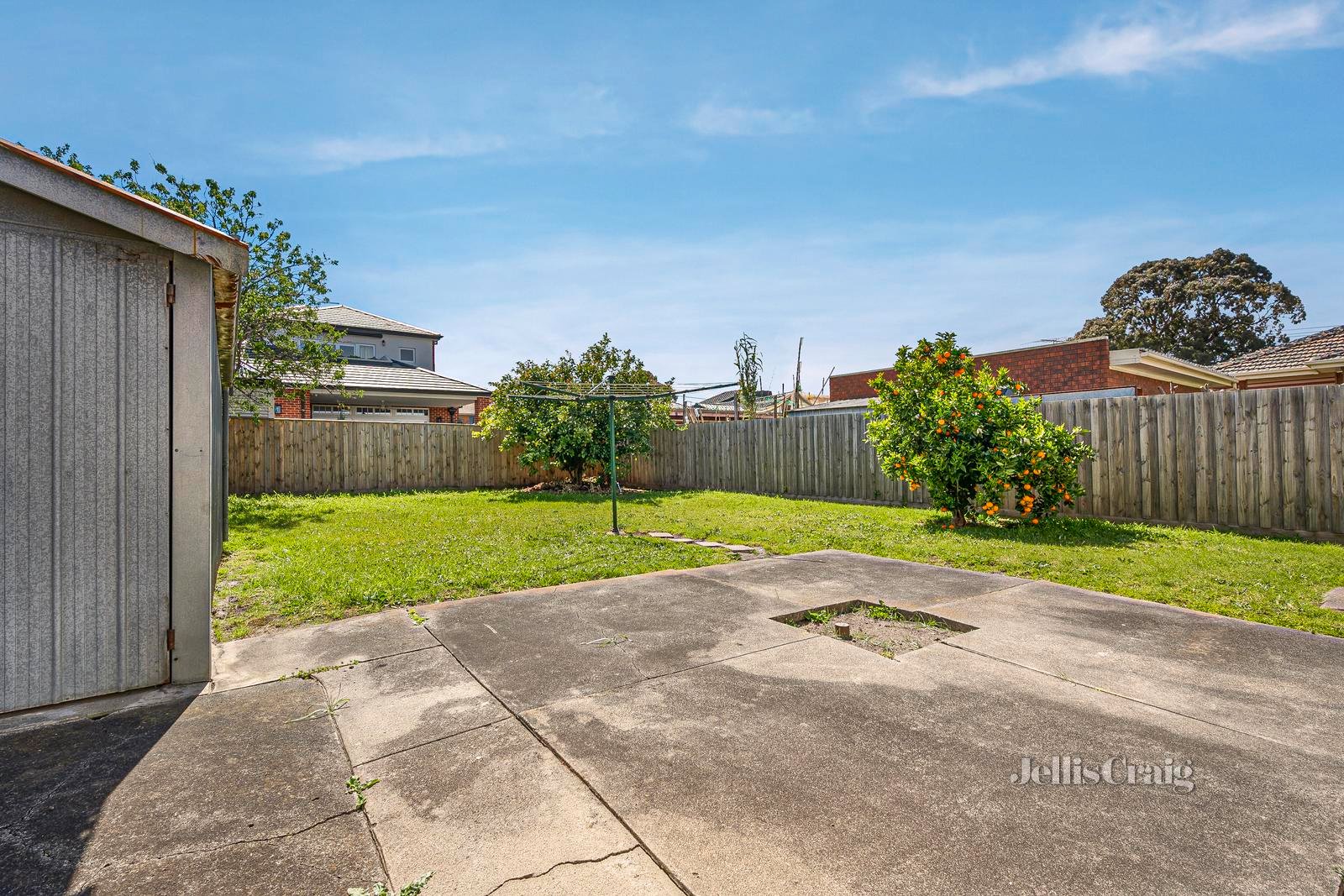 16 Peronne Street, Pascoe Vale South image 11