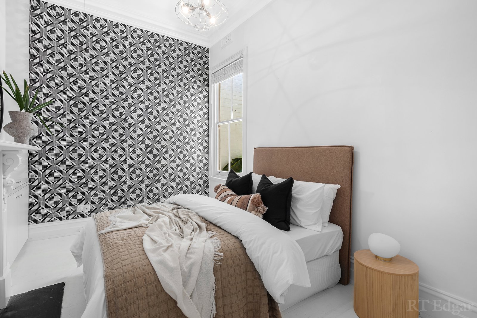 Property Gallery Thumbnail 4