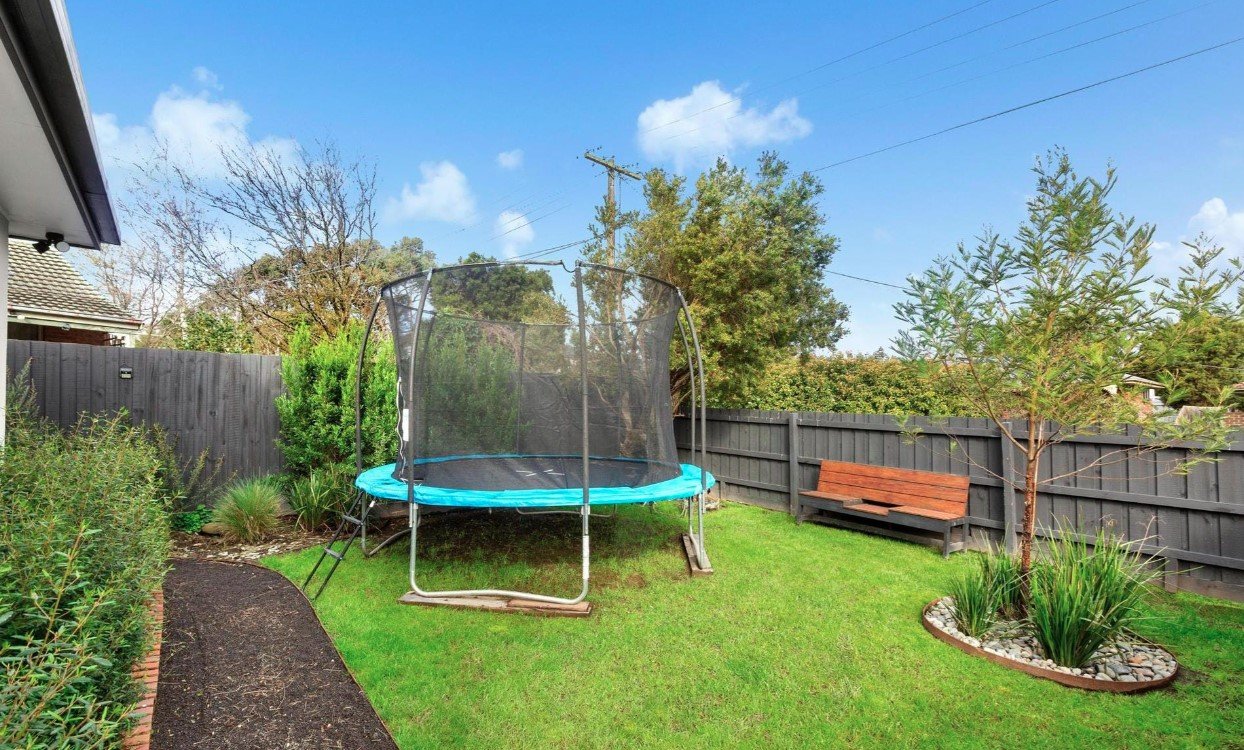 1/6 Plaza Court, Lilydale image 13