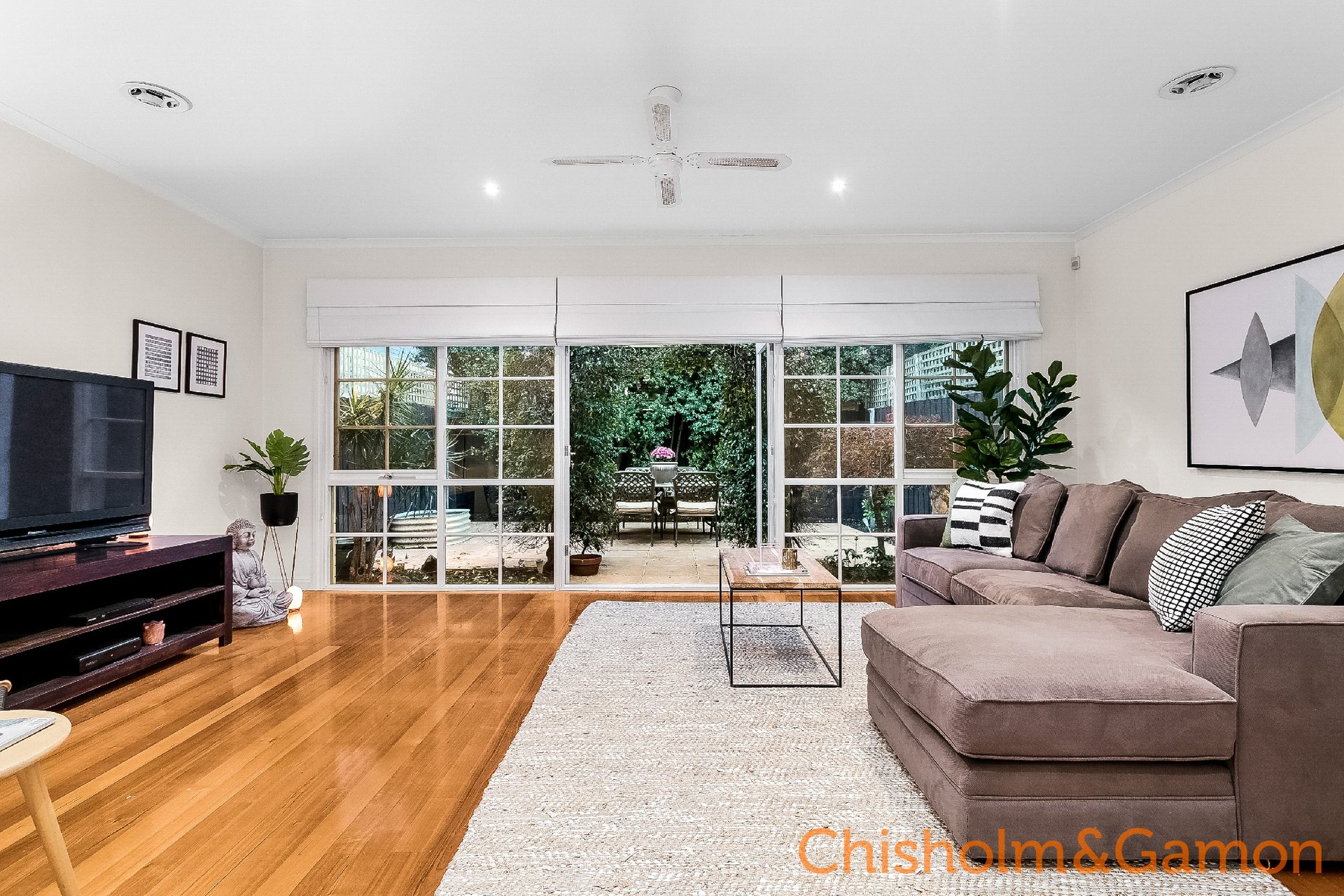 16 Poets Grove, Elwood image 1