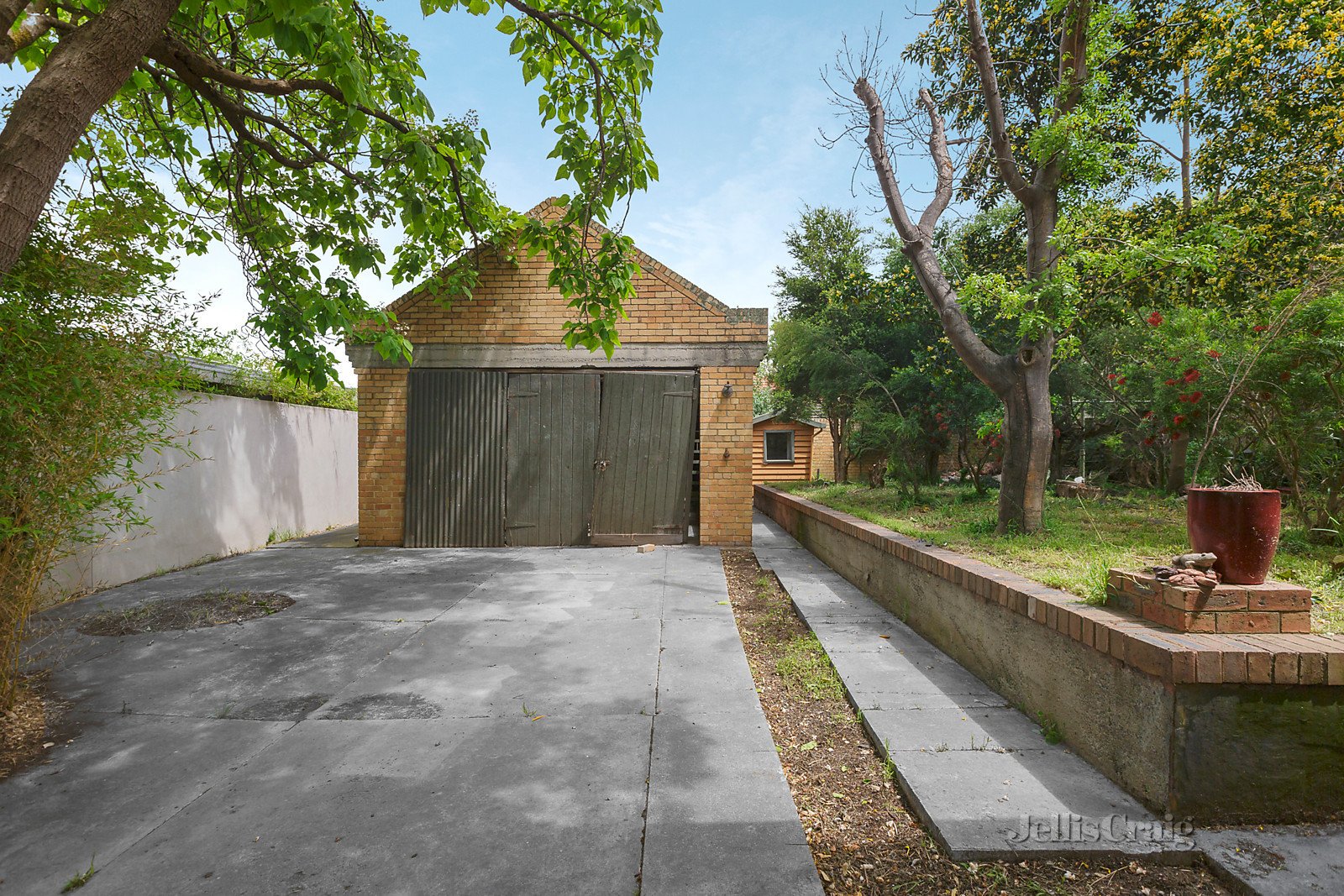 16 Queen Street, Surrey Hills image 7