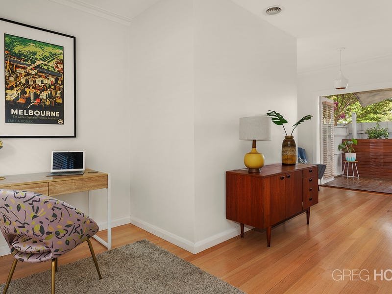 1/6 Railway Street South, Altona image 3