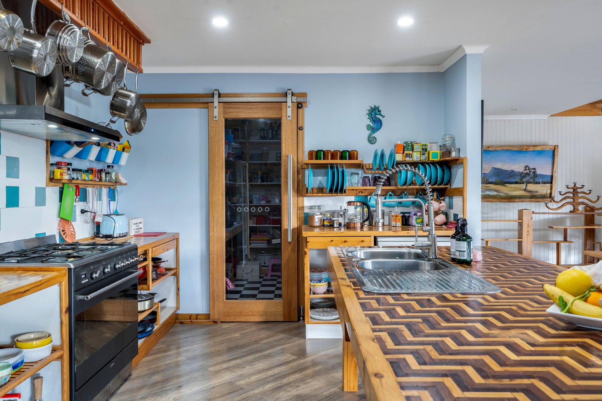 Property Gallery Thumbnail 6