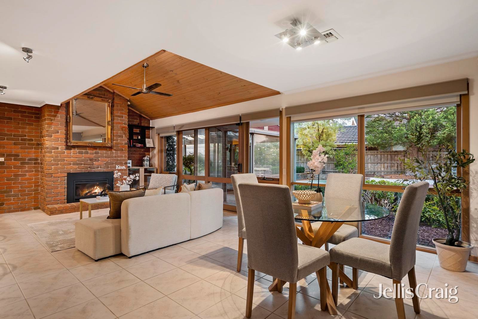 16 Red Plum Place, Doncaster&nbsp;East image 5